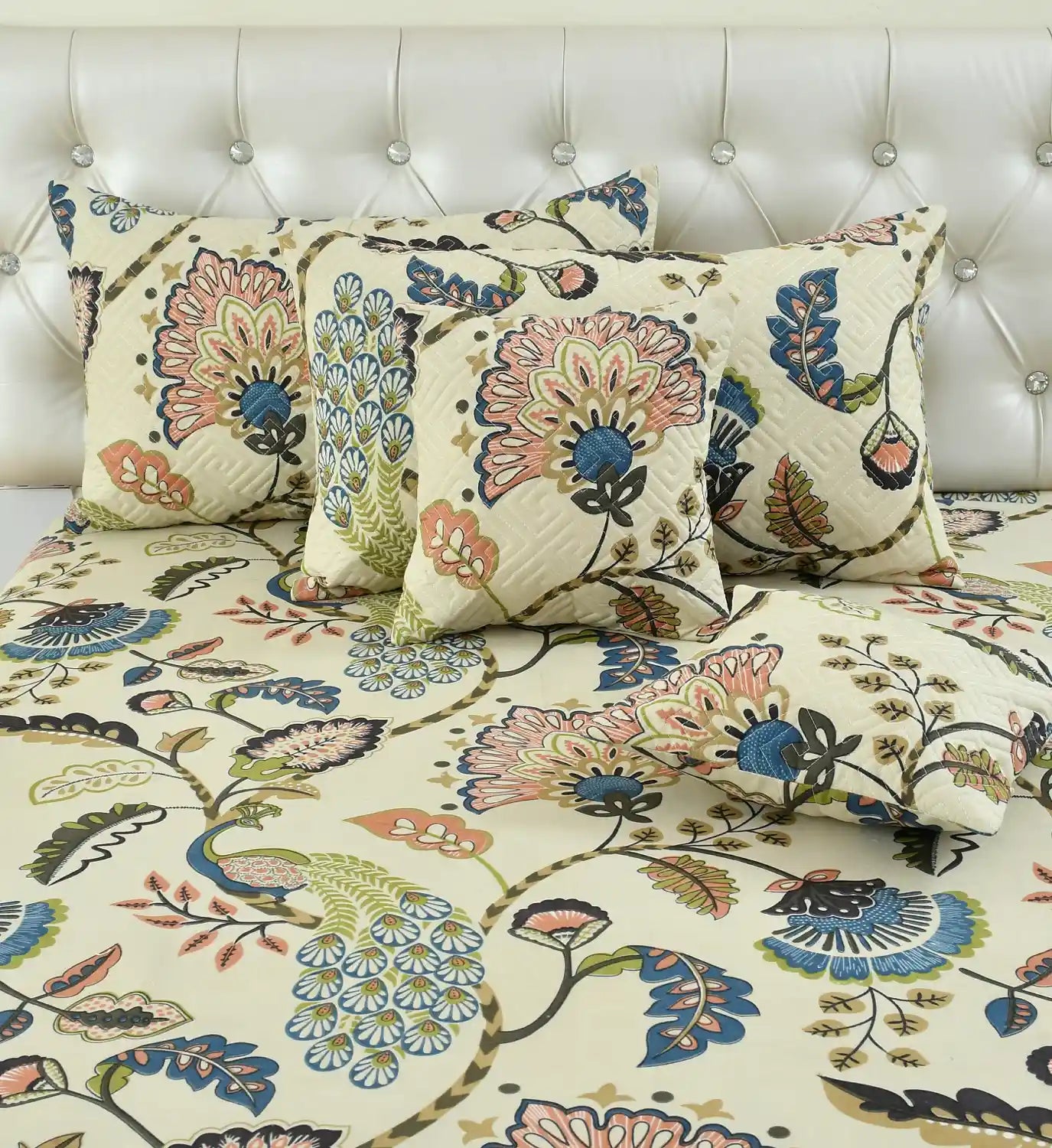 Amyra - 3 Pieces - Quilted Bedding Set (90 x 90 inches)