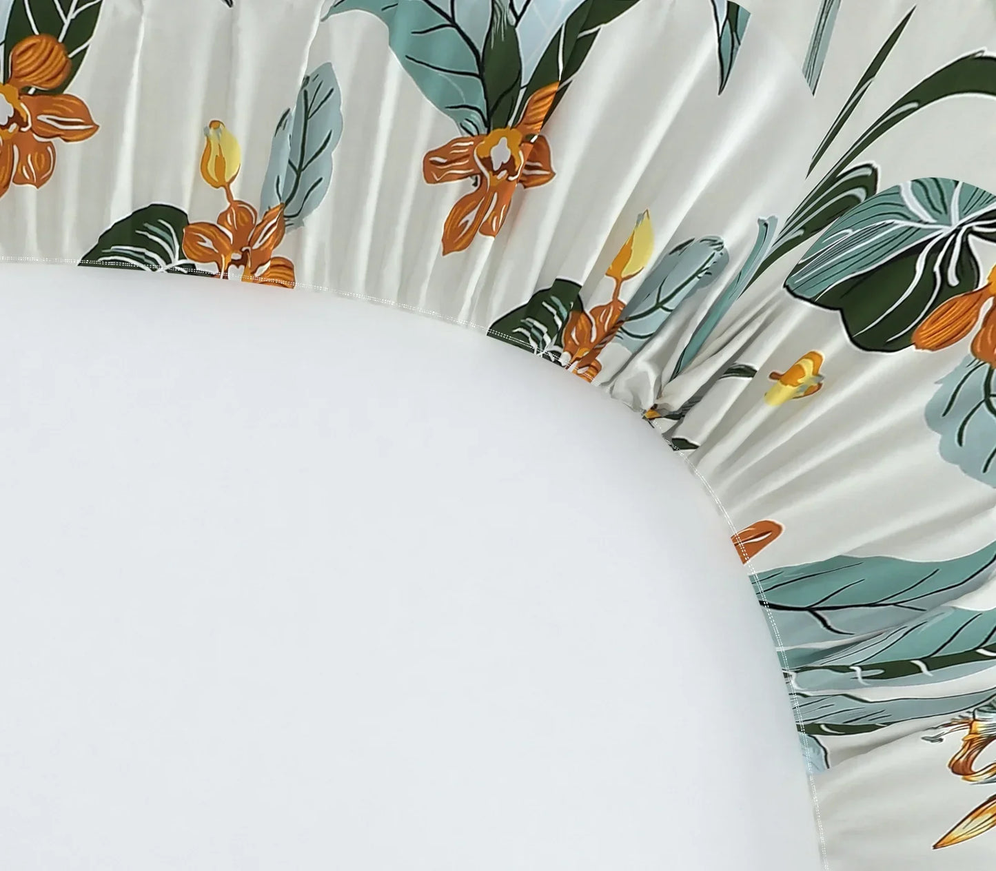 Asiatic Lily - Queen/Double - Fitted Bedsheet (76×72 inches)