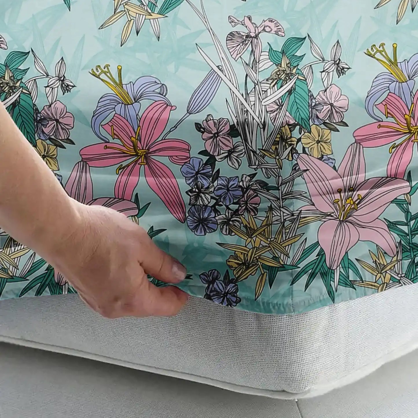 Aurora - King - Fitted Bedsheet (78×72 inches)