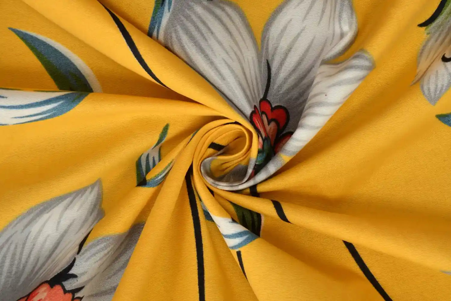 Buttercup - King - Fitted Bedsheet (78×72 inches)