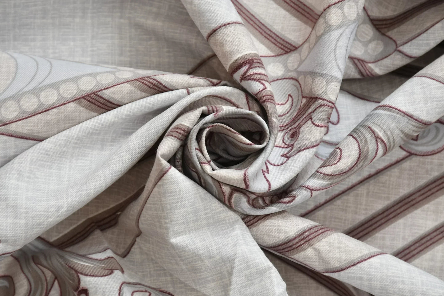 Casa Nova - Queen/Double - Fitted Bedsheet (76×72 inches)