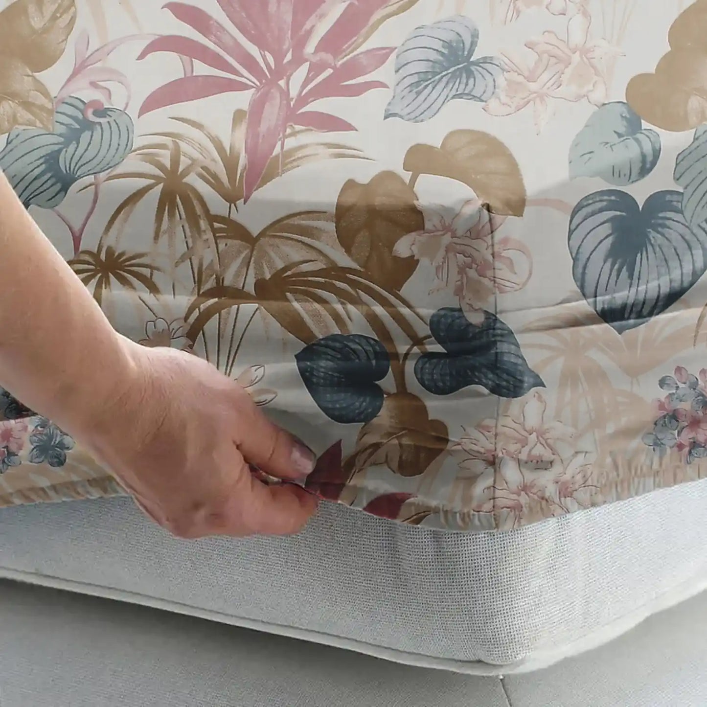 Eden - King - Fitted Bedsheet (78×72 inches)