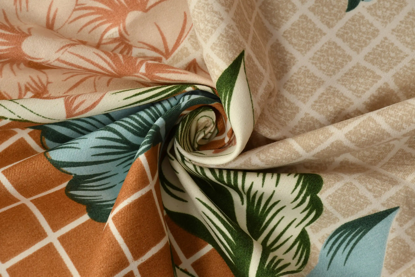 Hibiscus - King - Fitted Bedsheet (78×72 inches)