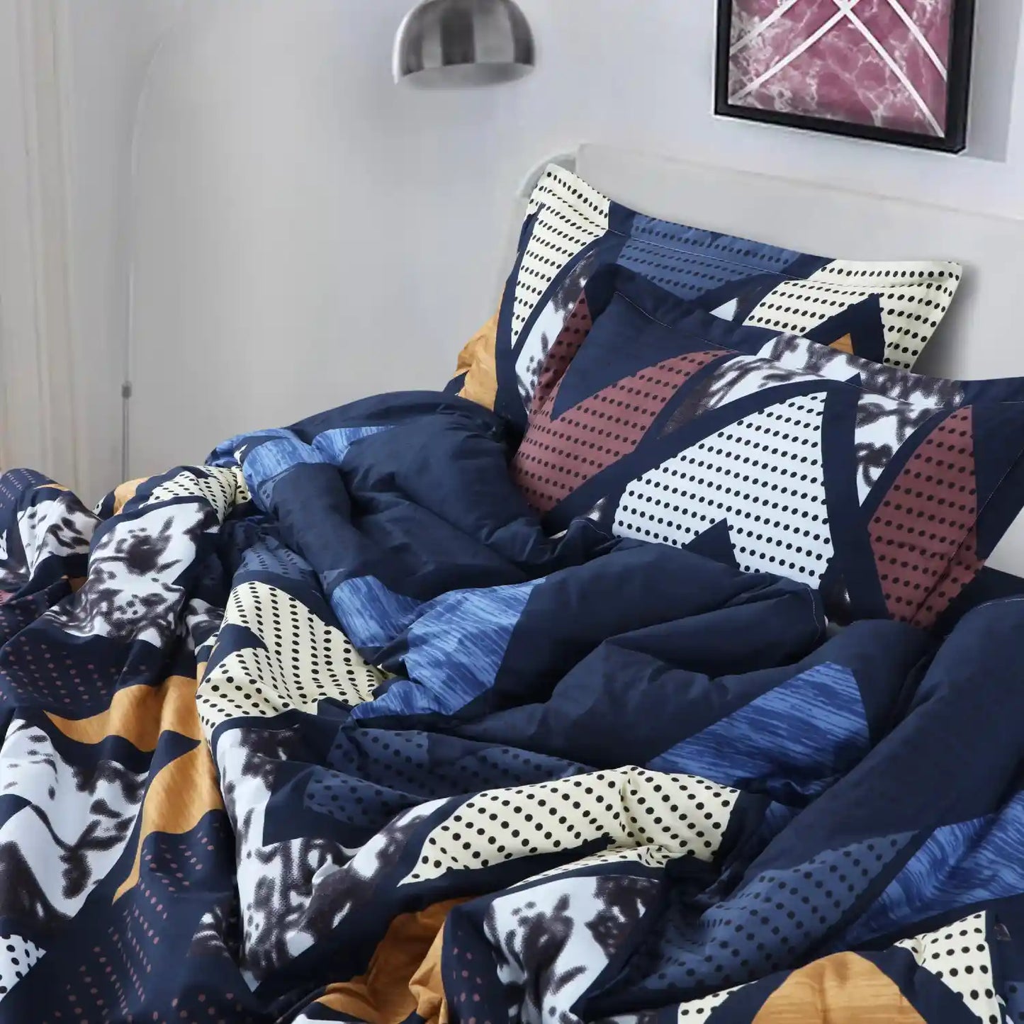 Insignia - Flat Bedsheet (90×100 inches)