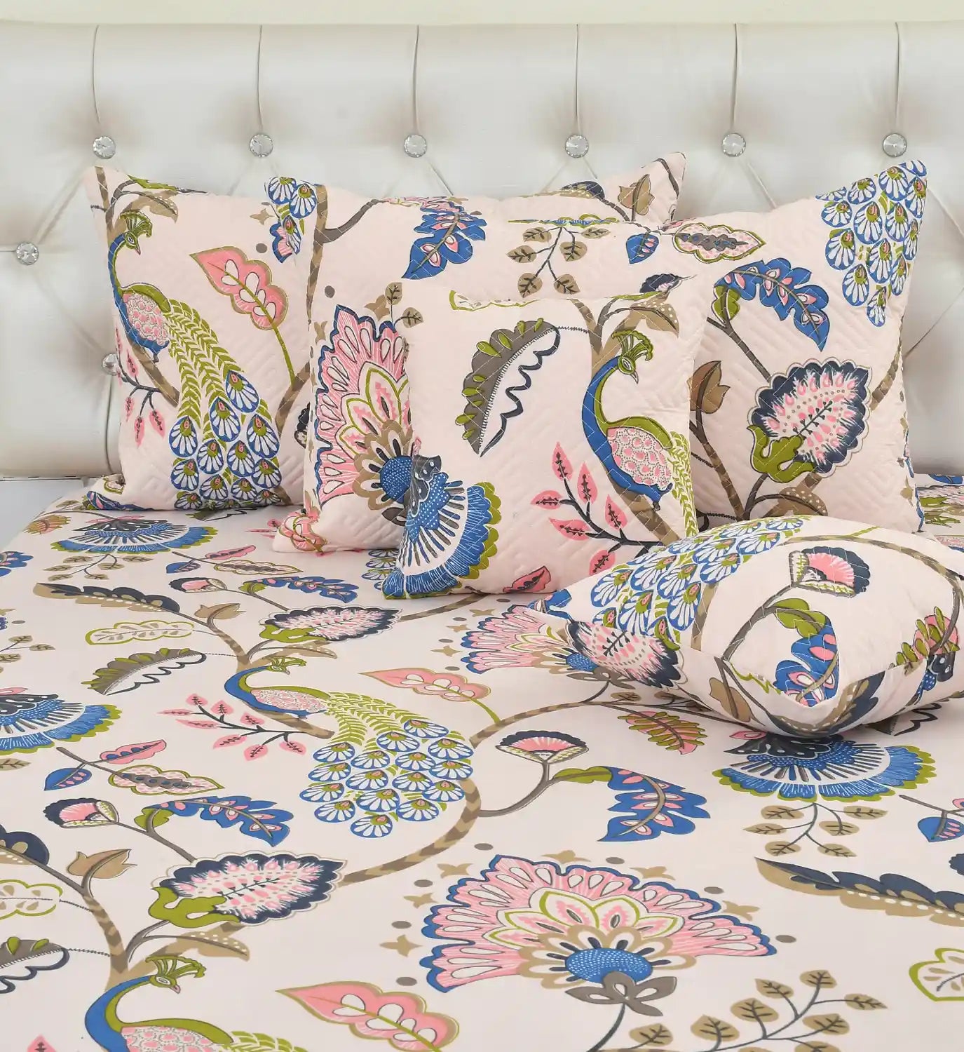 Lila - 3 Pieces - Quilted Bedding Set (90 x 90 inches)