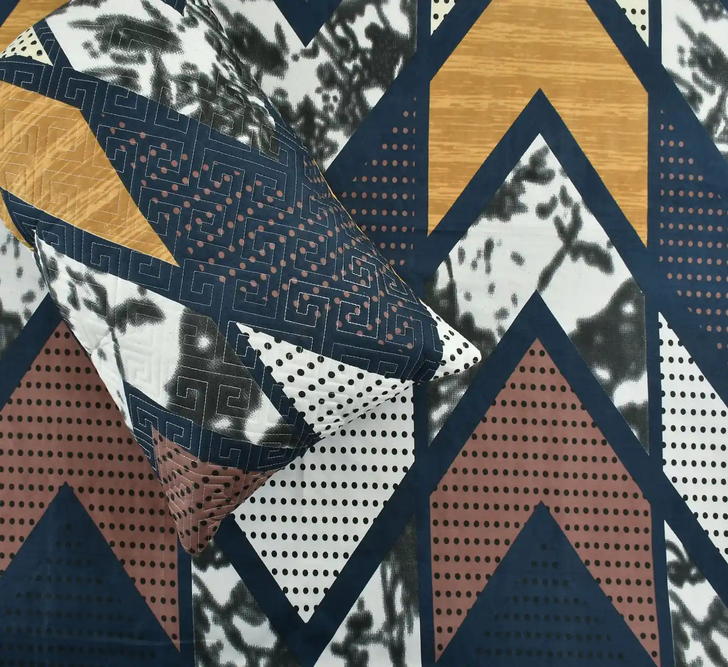 Nevada - 3 Pieces - Quilted Bedding Set (90 x 90 inches)