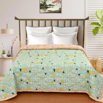 Pyramids - Reversible Comforter - Double Bed