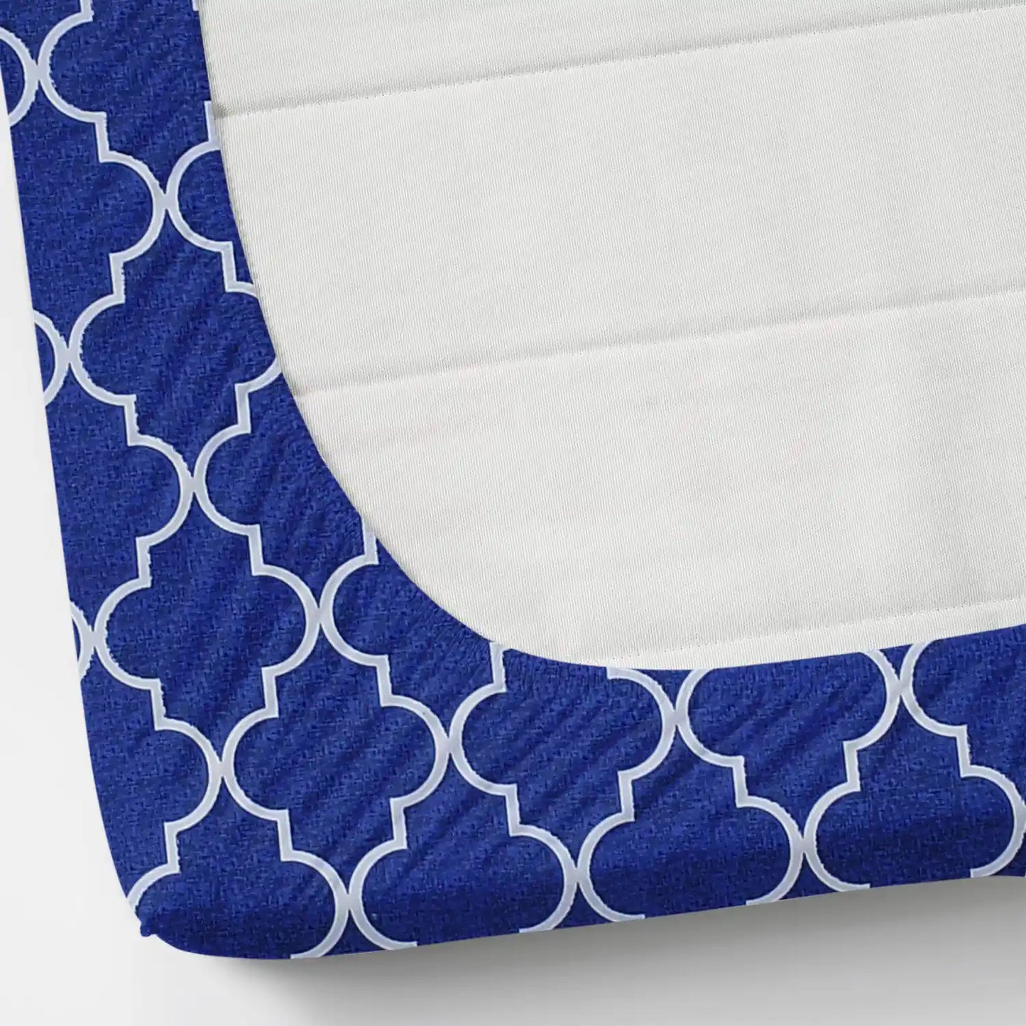 Quatrefoil Blue - Queen/Double - Fitted Bedsheet (76×72 inches)