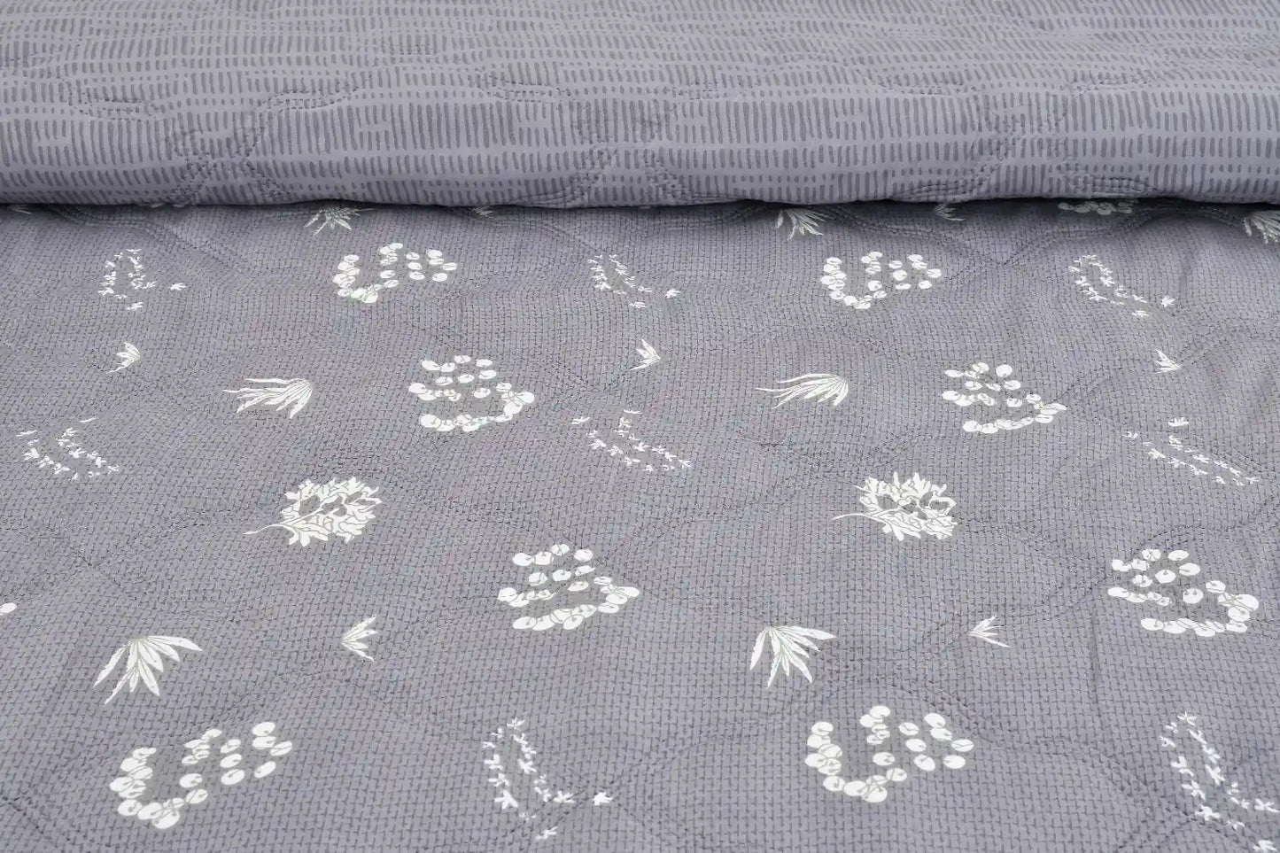 Twilight - Reversible Comforter - Double Bed